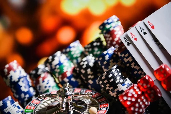 12naga roulette table with European wheel and outcome history chart displayed on screen